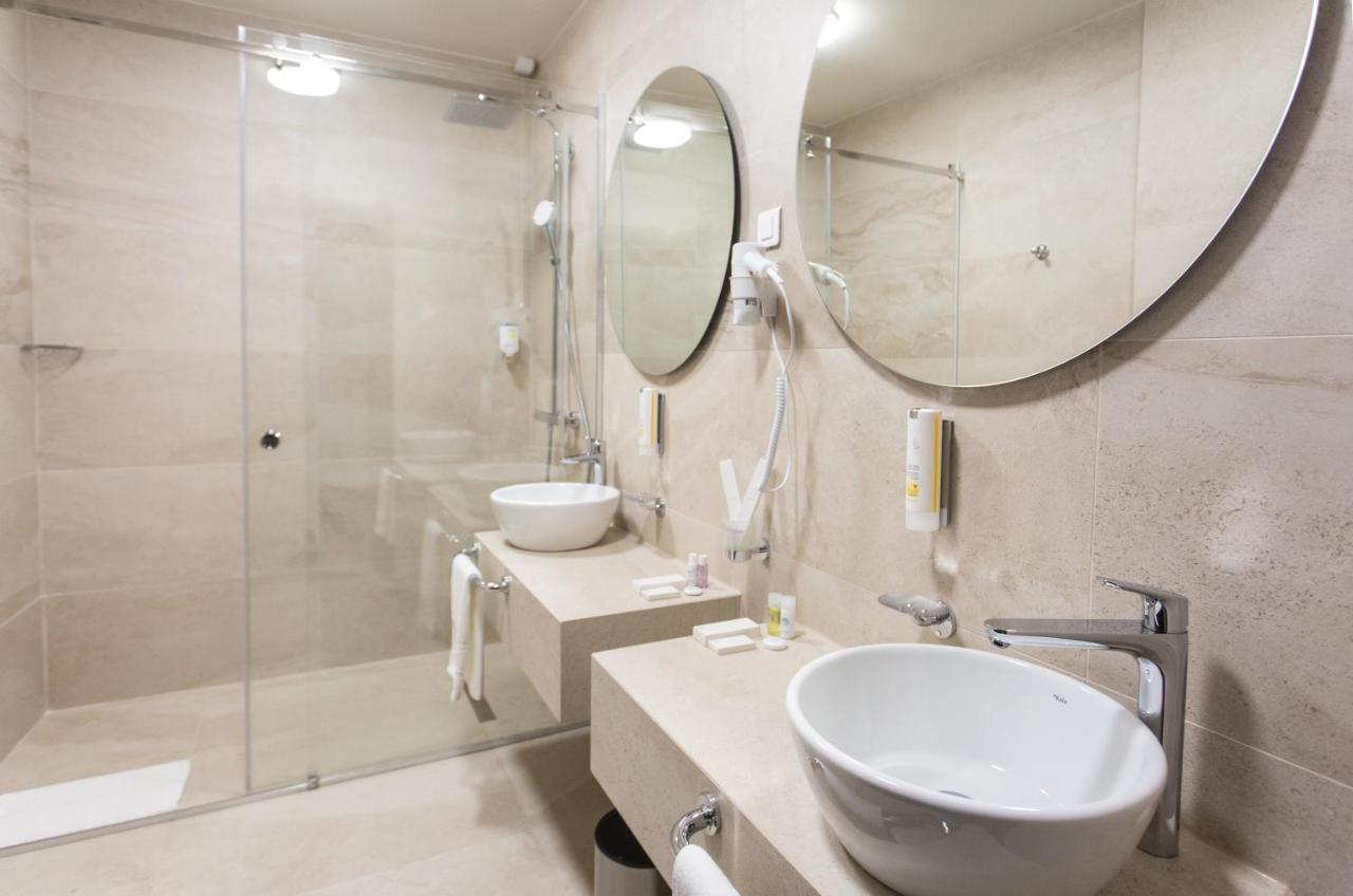 Hotel Grand Hedonist Pancevo Exterior photo
